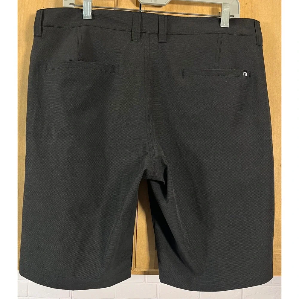 TravisMathew‎ Hybrid Shorts Mens 35 Black Stretch Golf Casual